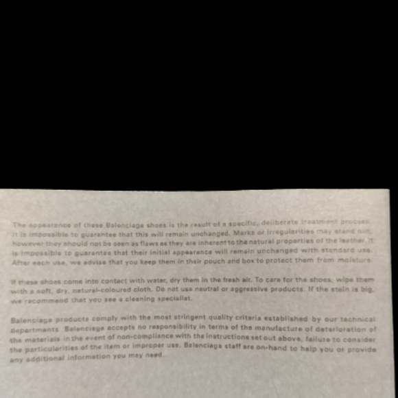 Balenciaga Triple S Clear Sole Sneakers NWB 💖 - Picture 13 of 14